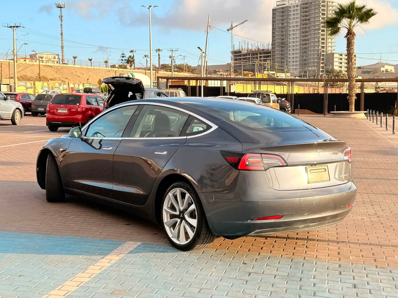 Tesla 3 2019 - Foto 4 de 6