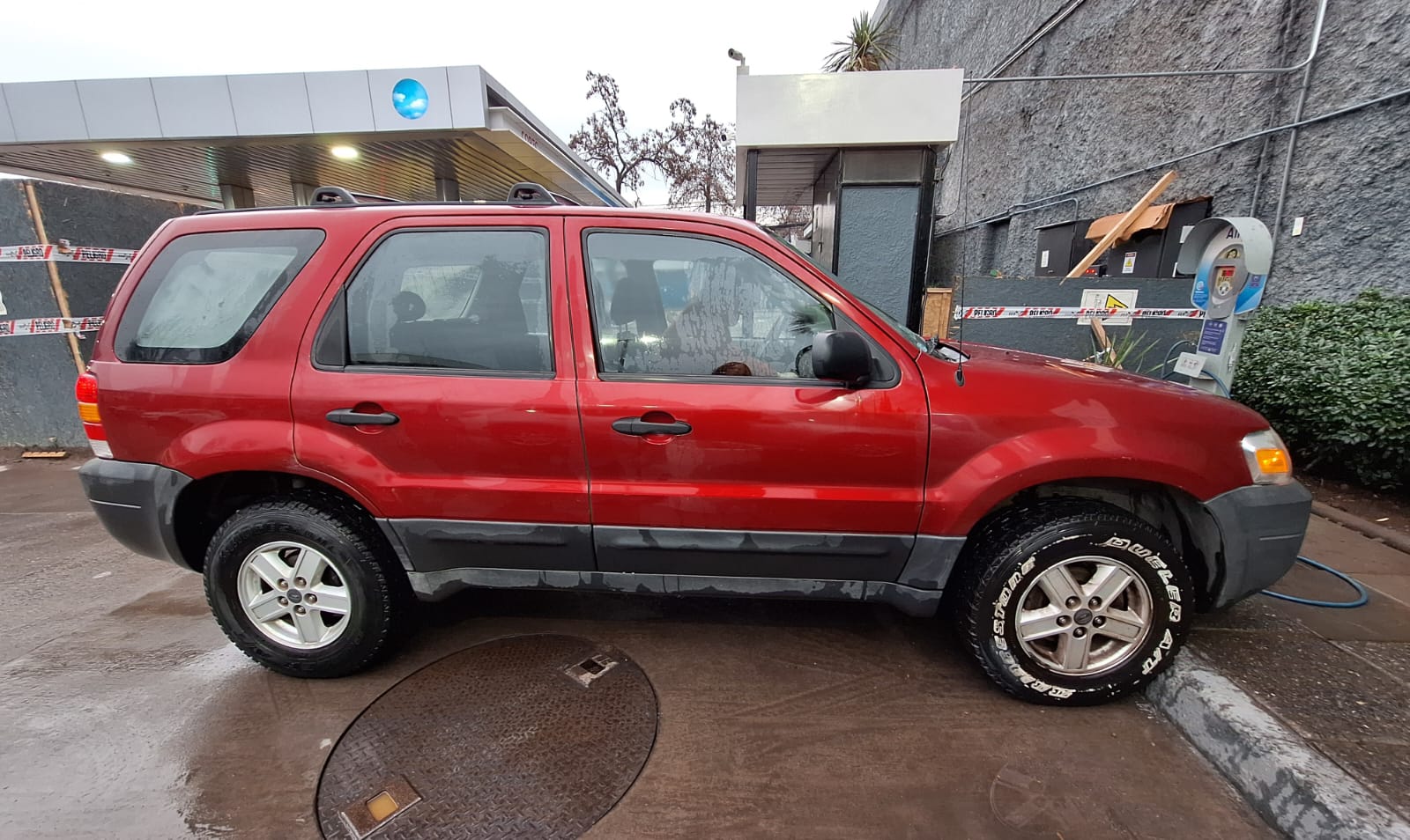 Ford ESCAPE II XLS 4X4 2.3 2005 - Imagen 3 de 8