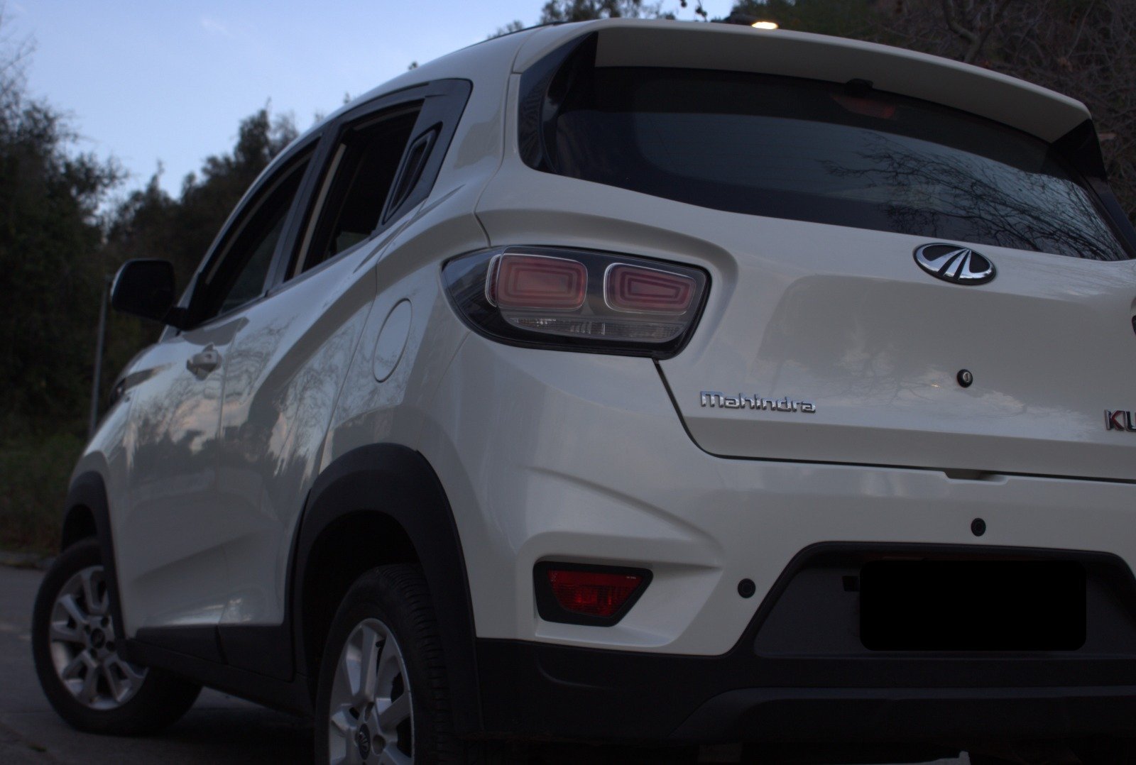 Mahindra KUV100 2019 - Imagen 8 de 8