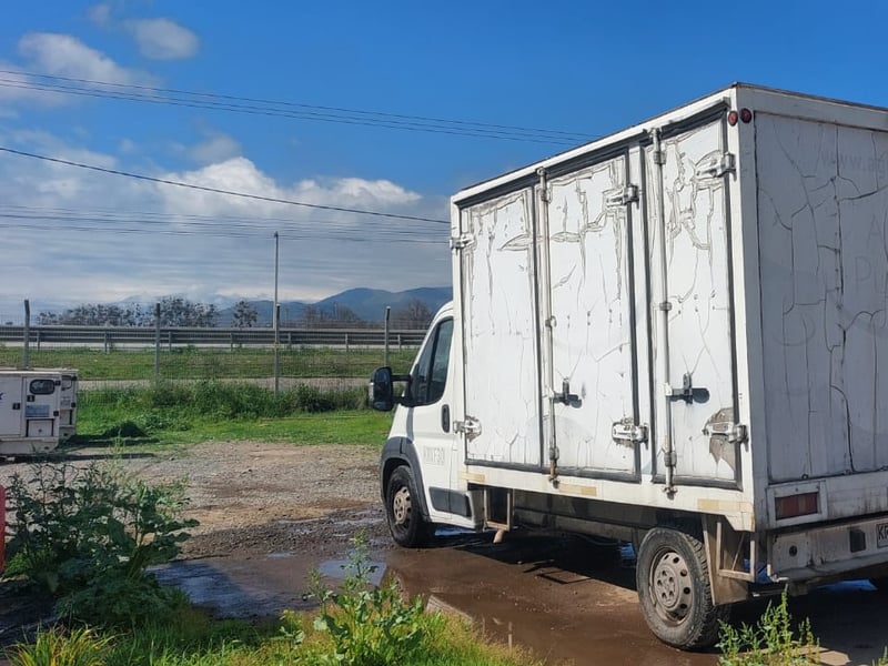Peugeot BOXER CABINA L3 2.0 BLUEHDI 2018 - Imagen 4 de 7