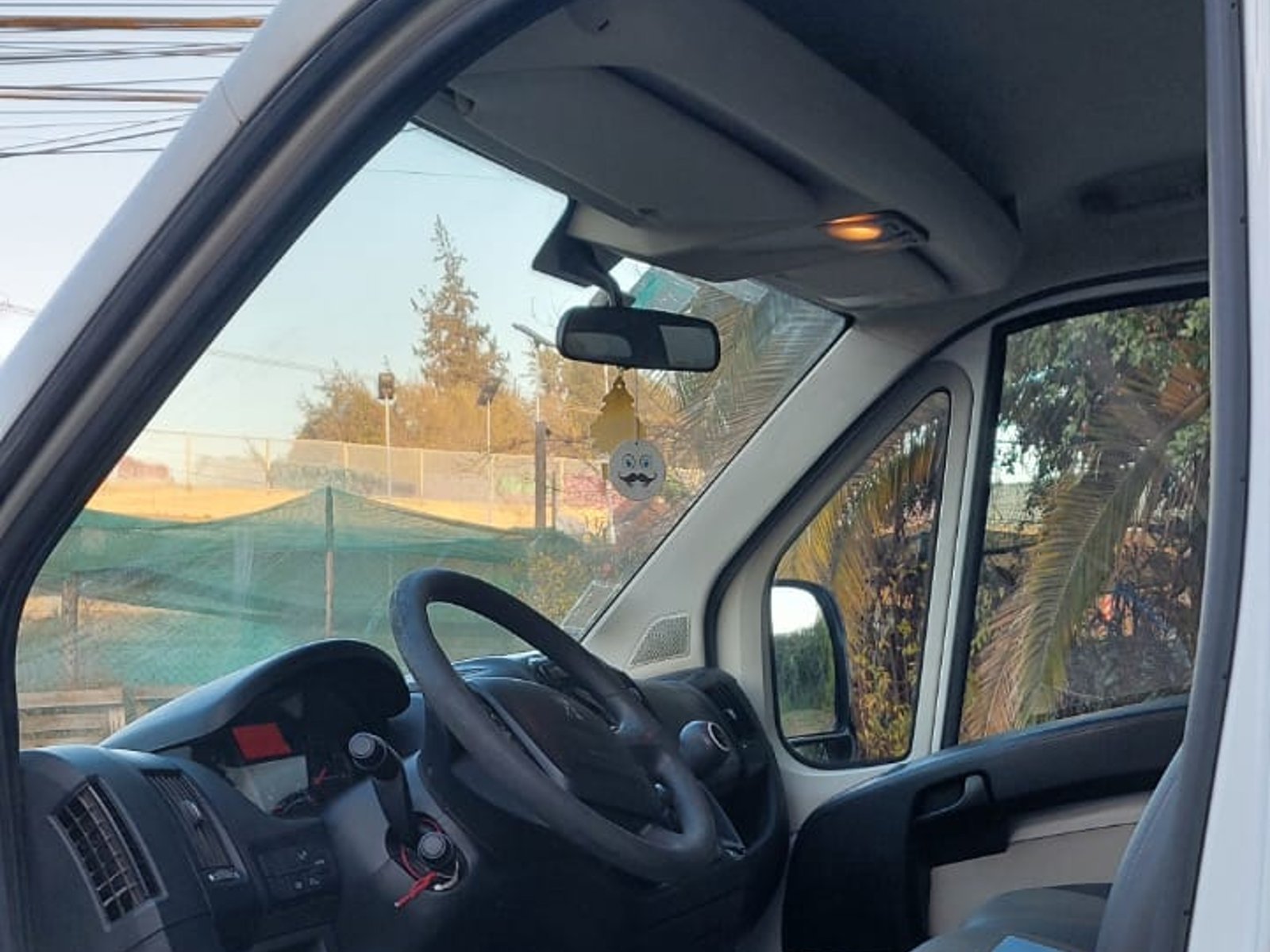 Peugeot BOXER CABINA L3 2.0 BLUEHDI 2018 - Foto 5 de 7