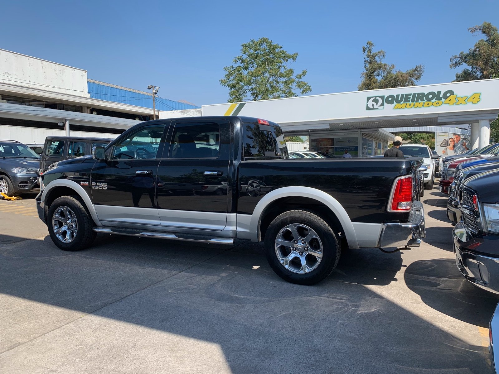 Dodge RAM 1500 5.7 laramie 2014 - Imagen 6 de 8