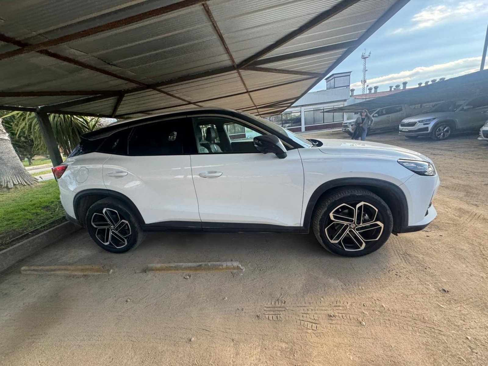 MG MG ONE 2024 1.5T CVT  2024 - Foto 3 de 8