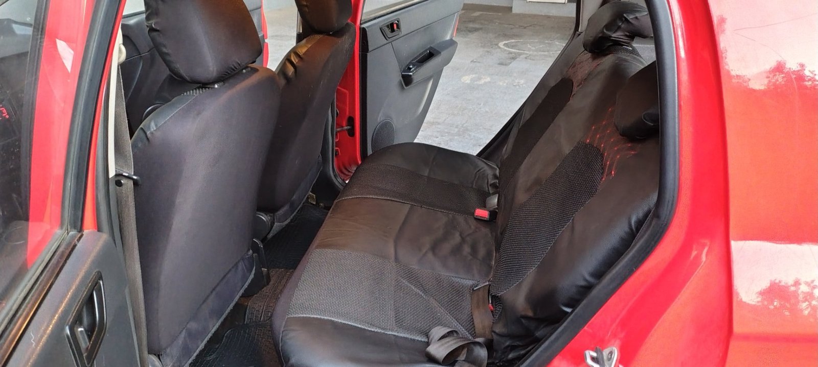 Hyundai GETZ GL 1.4 2011 - Imagen 6 de 7