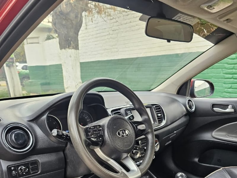 Kia SOLUTO 1.4 2021 - Imagen 7 de 7