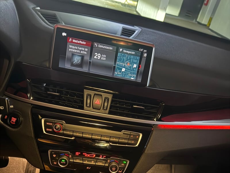 BMW X1 SDRIVE18I LCI 1.5 2022 - Imagen 4 de 8
