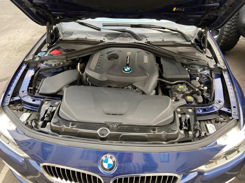 BMW 330I 2.0 AUT 2018 - Imagen 5 de 8