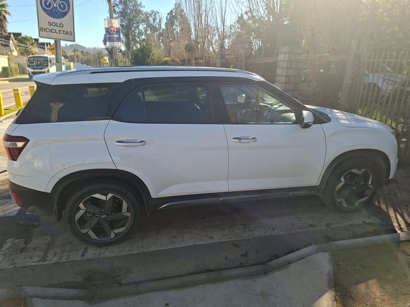 Hyundai CRETA GRAND MPI 2.0 AUT 2023 - Imagen 3 de 7
