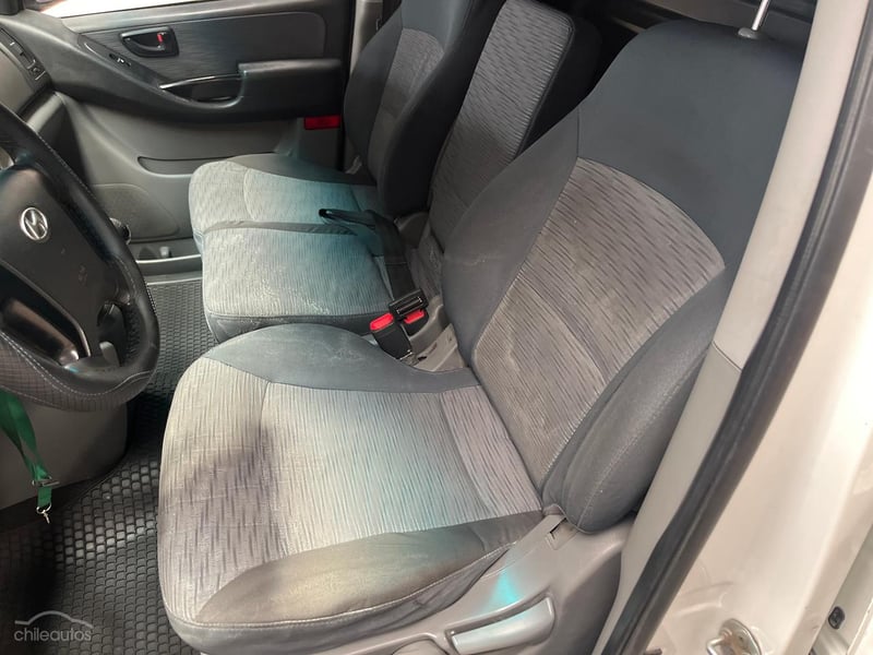 Hyundai NEW H-1 FURGON GL 2.5 CRDI 2016 - Imagen 6 de 8