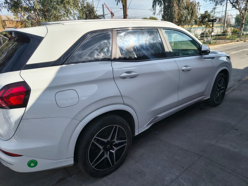 Dfsk 600 PHEV 1.5 ELITE HYBRID AT 2025 - Imagen 4 de 8