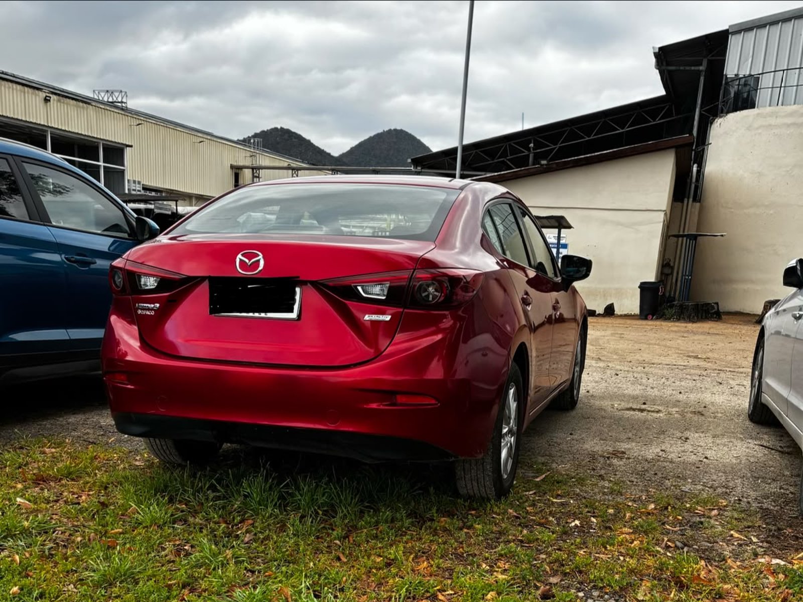 Mazda NEW 3 2.0 2.0 V SDN 6MT 4P 2017 - Foto 2 de 8