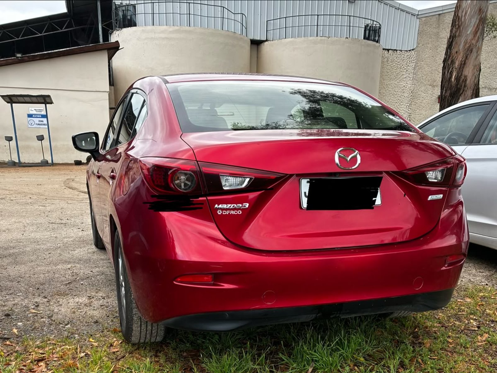 Mazda NEW 3 2.0 2.0 V SDN 6MT 4P 2017 - Foto 4 de 8