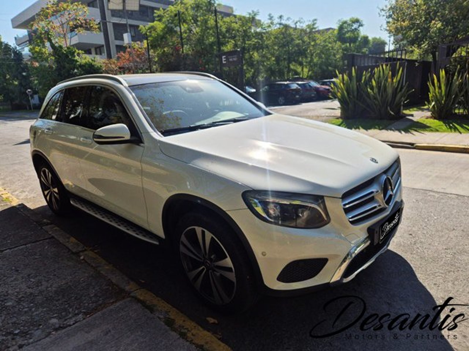 Mercedes-Benz GLC 250 AUT  2018 - Foto 3 de 8