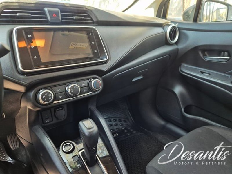 Nissan VERSA 1.6 AUT 2023 - Imagen 8 de 8