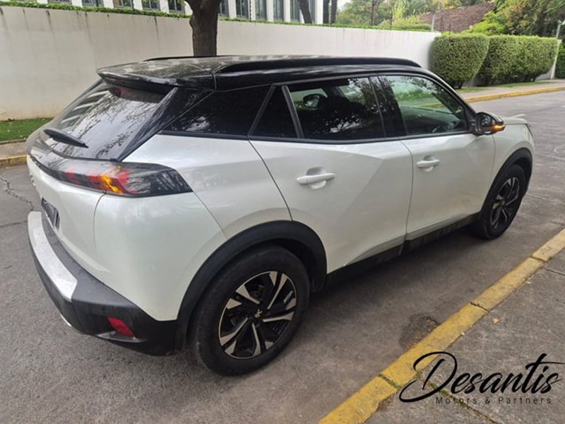 Peugeot 2008 1.2 PURETECH  2022 - Imagen 6 de 8