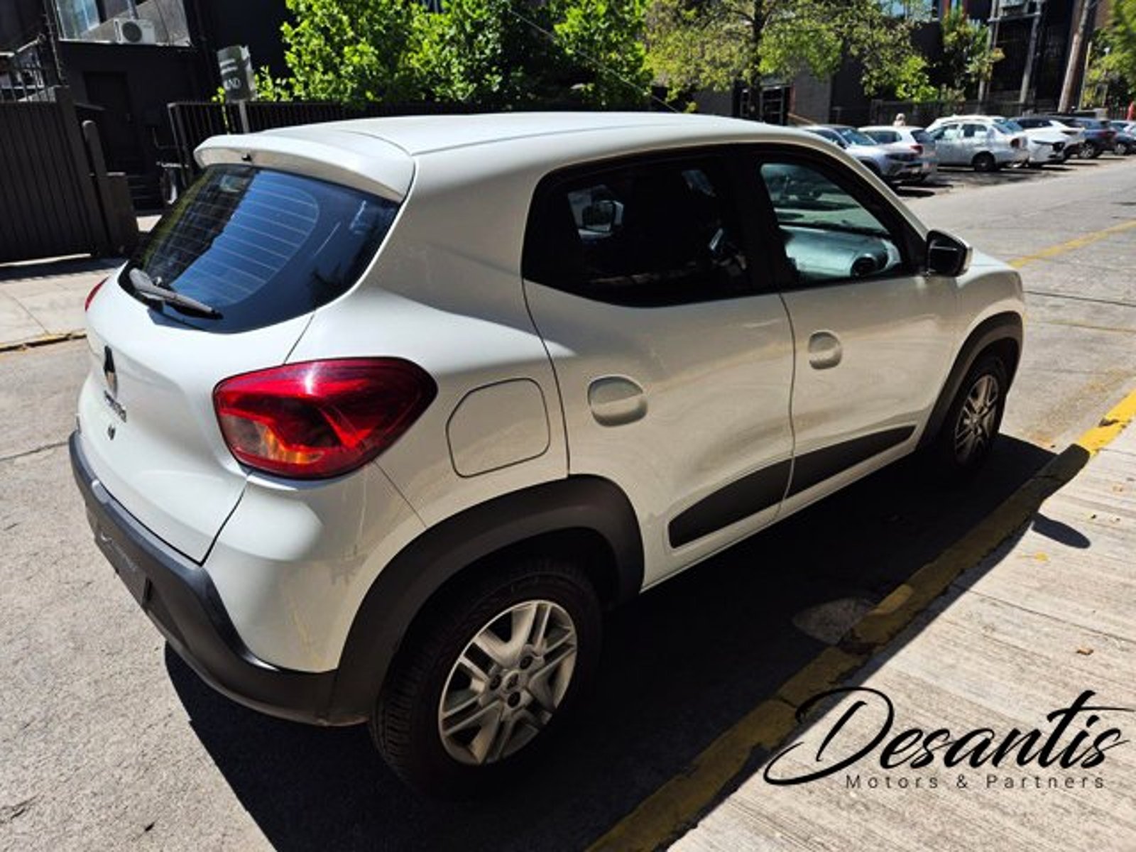 Renault KWID 1.0 MT AC 2022 - Foto 5 de 8