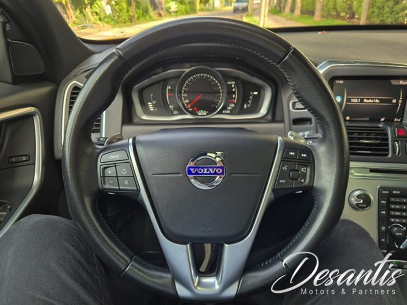 Volvo XC60 2.0 T5 AUT  2018 - Imagen 7 de 8