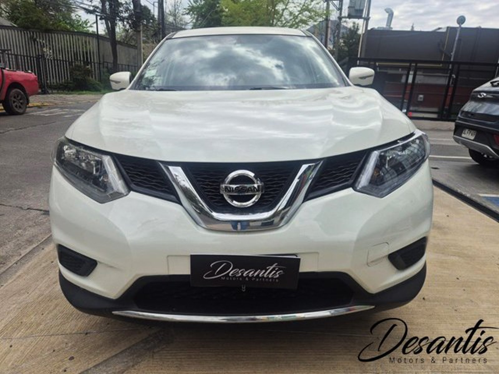 Nissan XTRAIL 2.5 CVT AUT 2016 - Foto 2 de 8