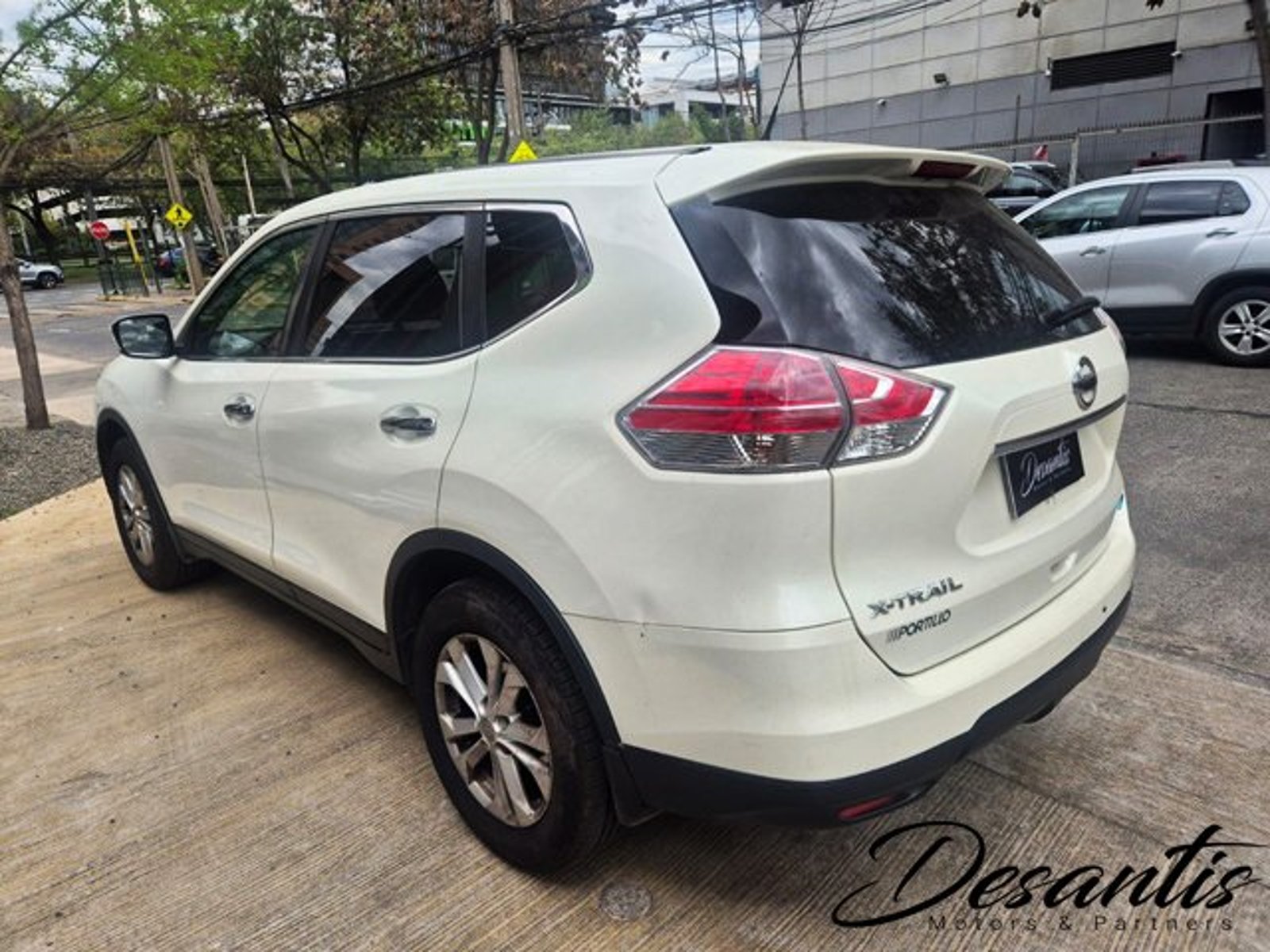 Nissan XTRAIL 2.5 CVT AUT 2016 - Foto 4 de 8