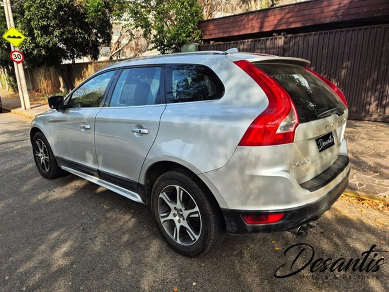 Volvo XC60 T6 AUT  2011 - Imagen 4 de 8