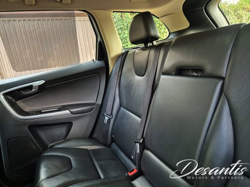 Volvo XC60 T6 AUT  2011 - Imagen 8 de 8