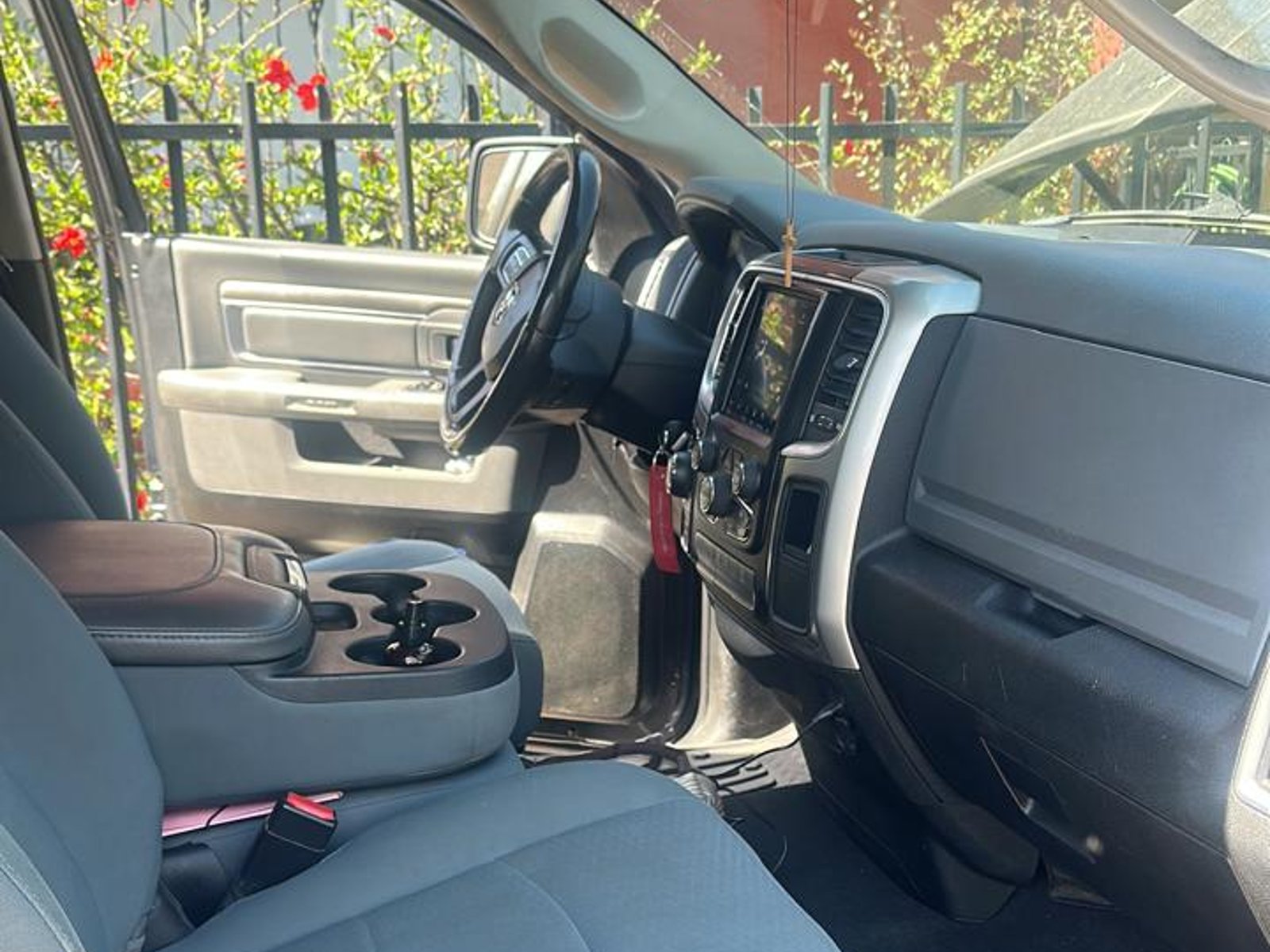 Dodge 1500 2020 - Foto 5 de 8