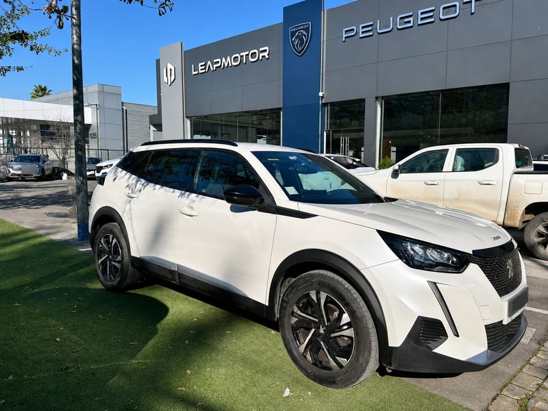 Peugeot 2008 2023 - Imagen 6 de 8