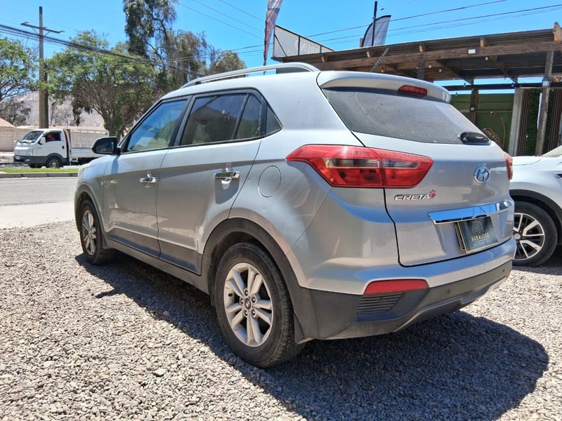 Hyundai CRETA GLS 1.6 2017 - Imagen 4 de 8
