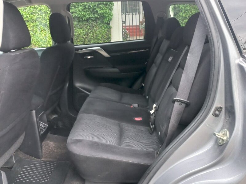 Mitsubishi MONTERO SPORT 2019 - Imagen 6 de 8