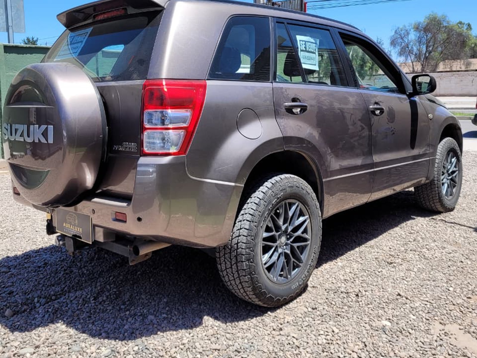 Suzuki GRAND NOMADE GLX SPORT 4X4 2.4 2.4L 2015 - Foto 3 de 8