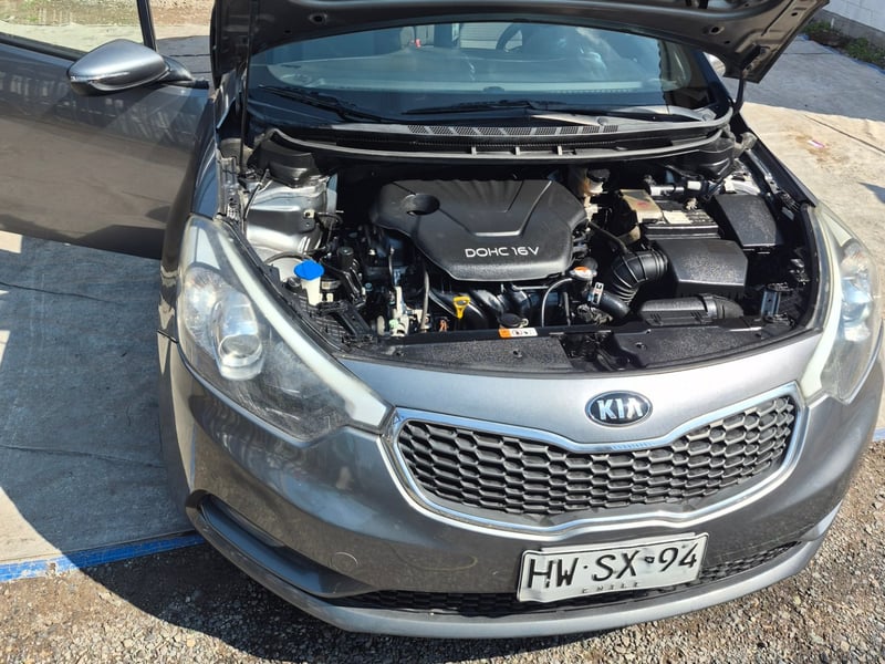 Kia CERATO EX 1.6 2016 - Imagen 5 de 6