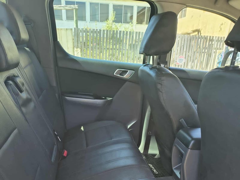 Mazda NEW BT 50 DCAB SDX 4X4 2.2 DCAB SDX 2.2 2017 - Imagen 6 de 7