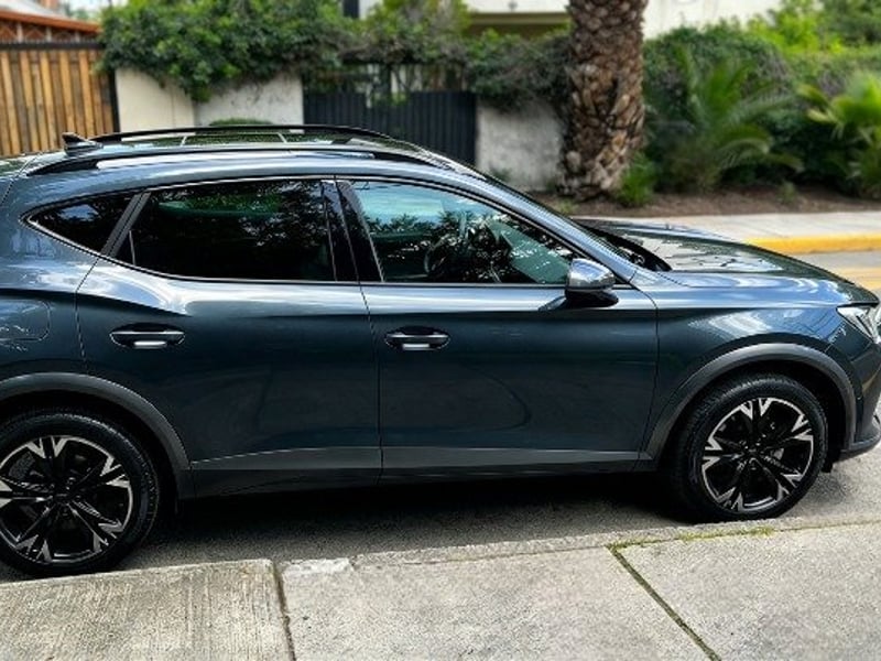 Cupra FORMENTOR 2.0 2.0 TSI 4X2 AT 5P 2023 - Imagen 3 de 8