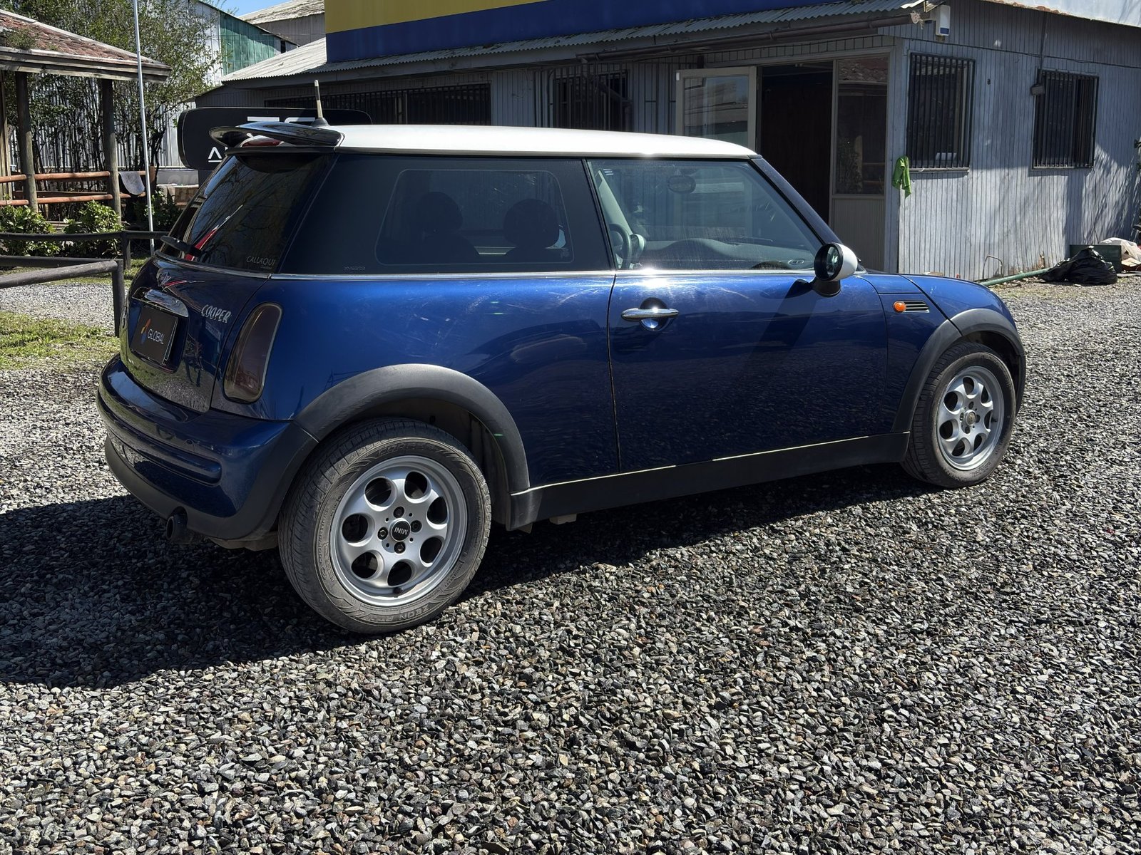 Mini COOPER 1.6 2004 - Foto 3 de 7