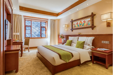 Balagezong Tibetan Ecological Hotel
