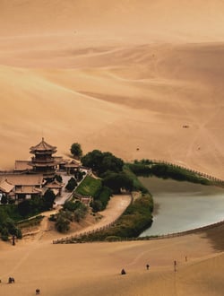 Mingsha Mountain