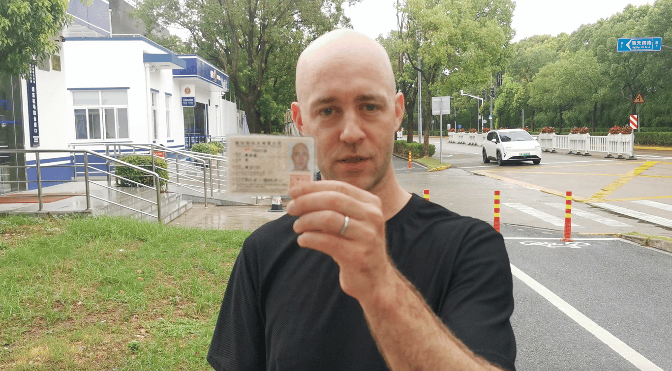 The temporary driving permit: can foreigners drive in China and how to get one?