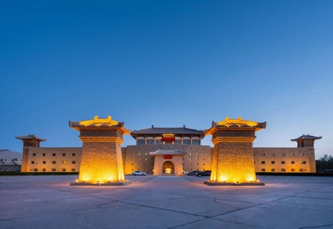 the Silk Road Dunhuang Hotel