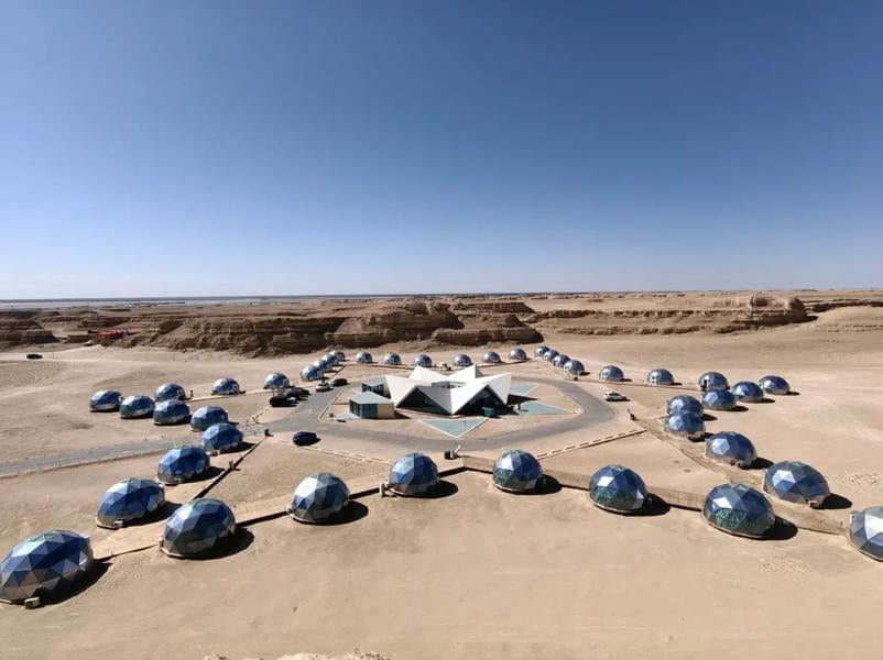 Taiji Nuer Wild Luxury Town