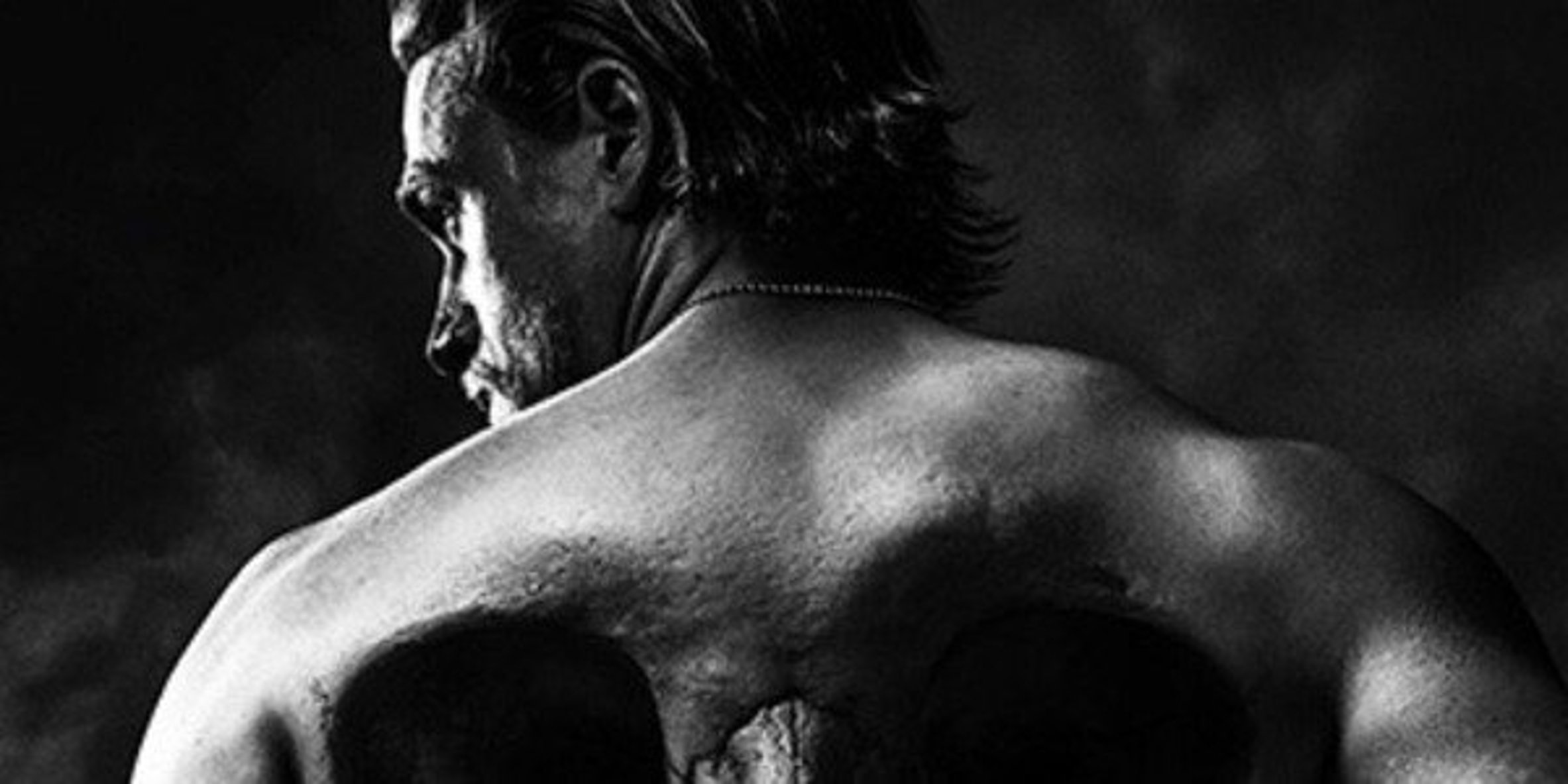 Why Charlie Hunnam Looks Way Less Jaxed In His Upcoming Boxing Movie