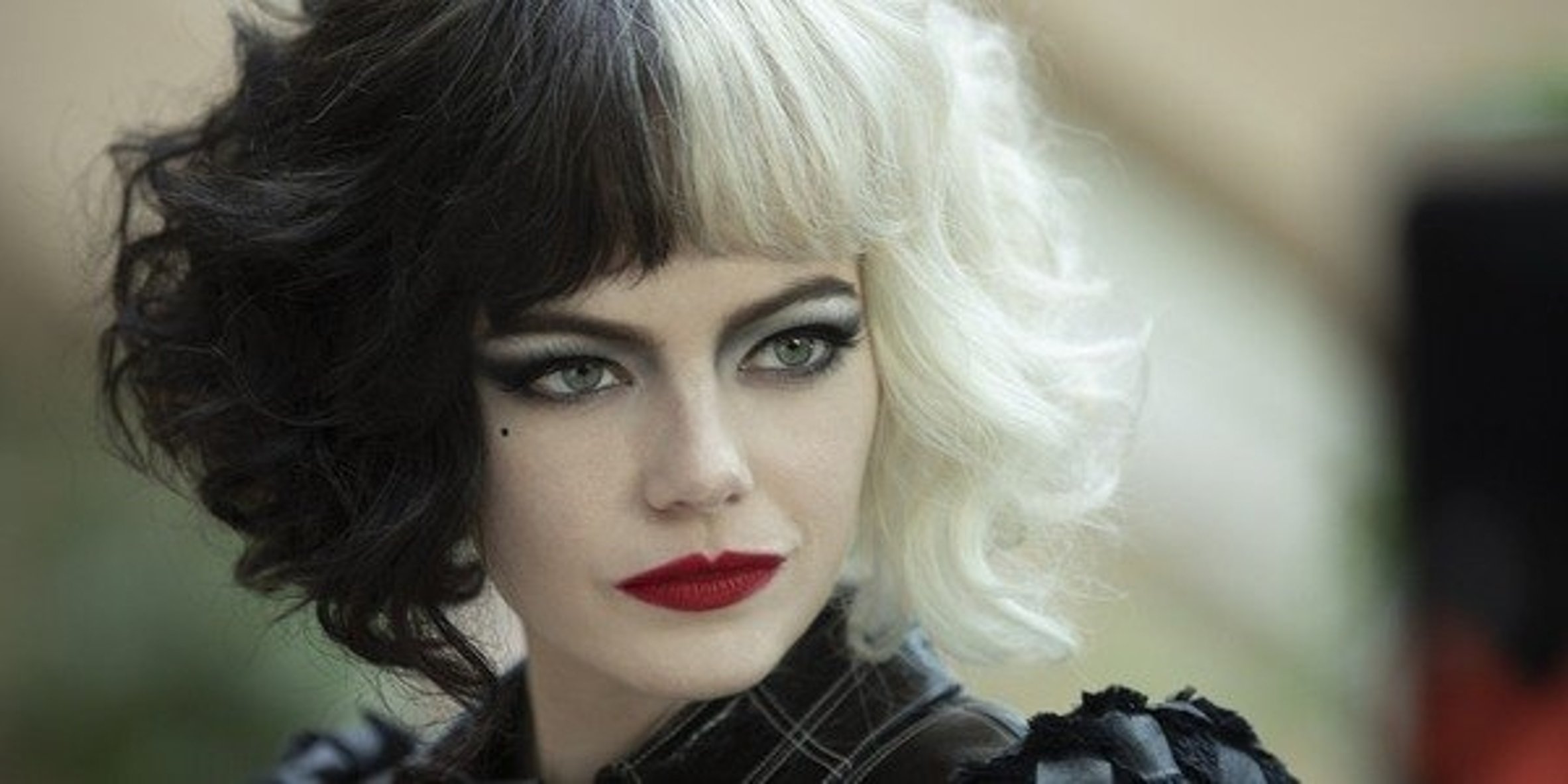 Cruella’s Emma Stone Talks About How It Felt To Receive Her Oscar From Leonardo DiCaprio