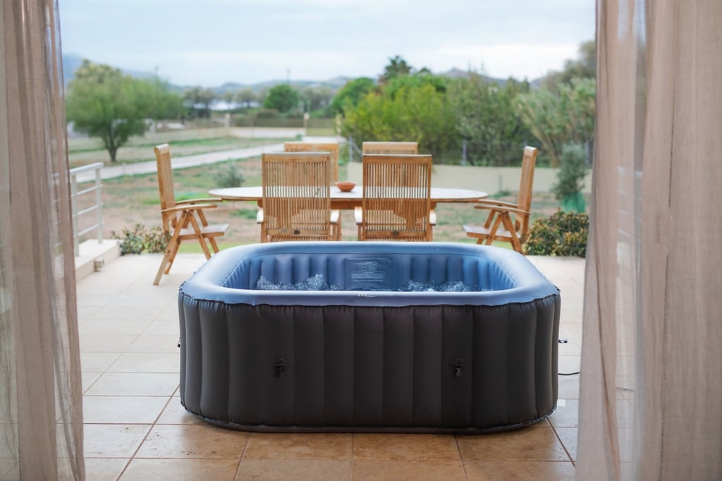 MSpa Tekapo Hot Tub for 4 people