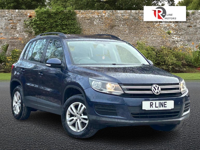 2013 VOLKSWAGEN TIGUAN 2.0 TDI BLUEMOTION TECH S 2WD EURO 5 S S 5DR 2013... photo