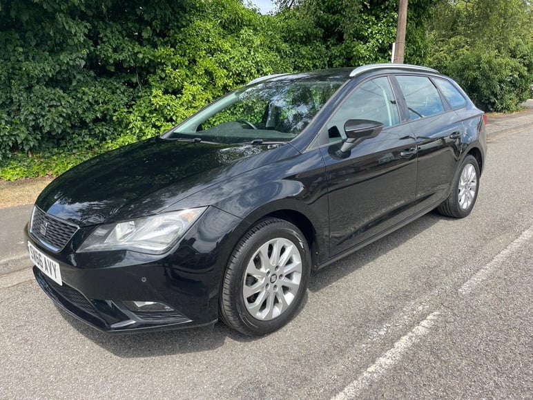 2016 seat leon 1.2 tsi se sport tourer euro 6 (s/s) 5dr 2016 44,000 miles manual vehicle price £7,490 monthly price from... photo