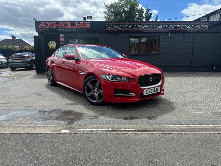 Jaguar Xe