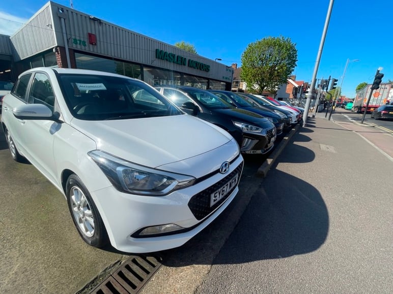 Hyundai I20
