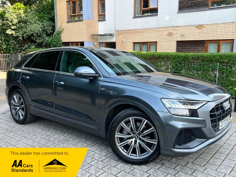 Audi Q8
