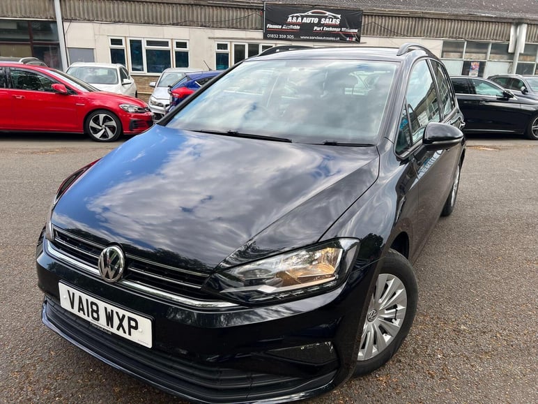 Volkswagen Golf Sv