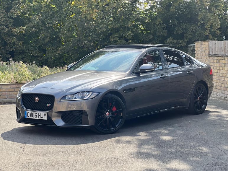 Jaguar Xf