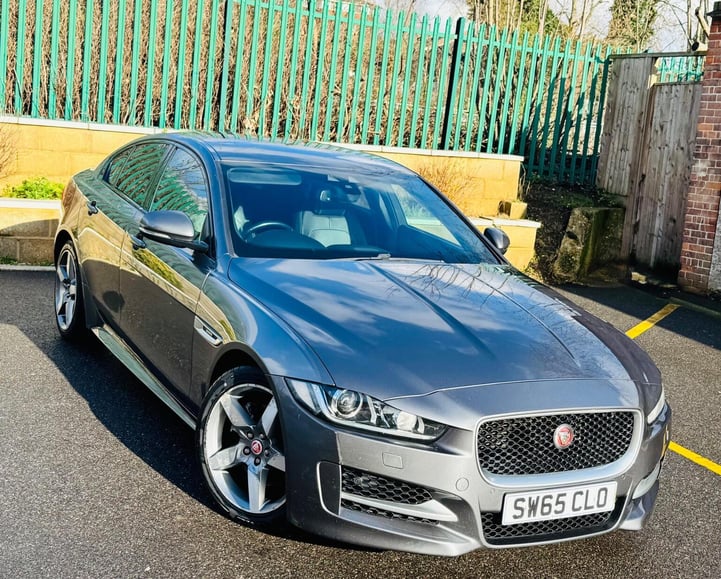 Jaguar Xe
